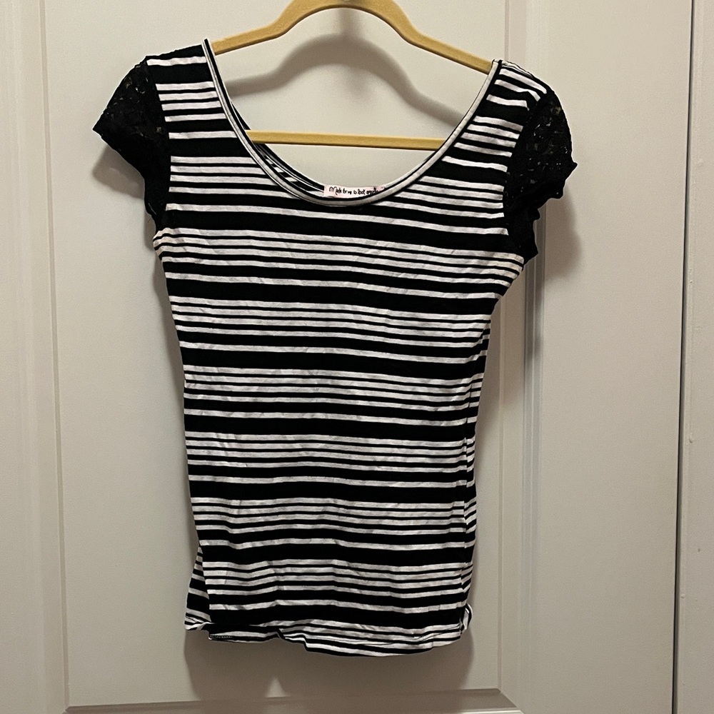 Made for me to look amazing Black and White Striped Tee